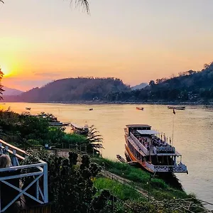 villa-alounsavath-mekong-riverside.hotelsluangprabang.com/